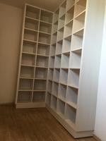 bibliothèque ouverte sur taquets