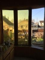 dépose des vitrages jaunes